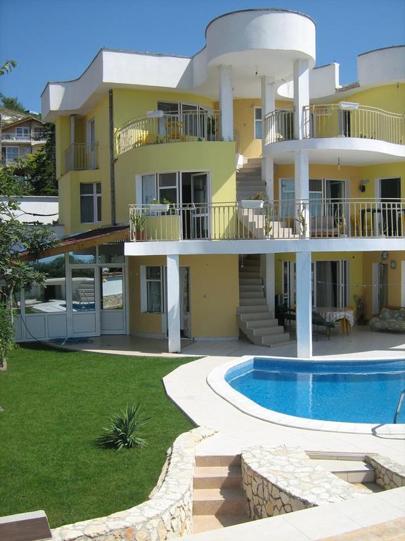 Eli Guest House Balchik Exterior foto