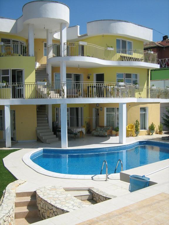 Eli Guest House Balchik Exterior foto